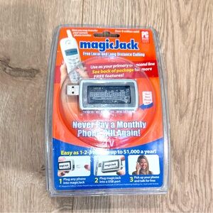 MagicJack A921 USB PC to Phone Jack Free Local Long Distance Magic Jack